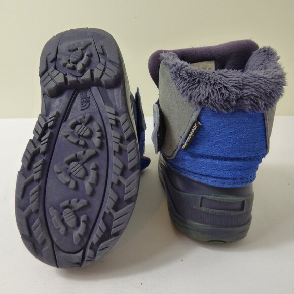 The North Face Toddler Alpenglow Snow Boots, Size 9 - Picture 4 of 4